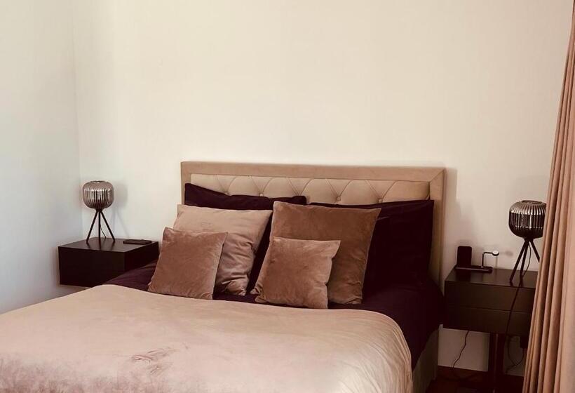 Aht22 Premium Beach Residence