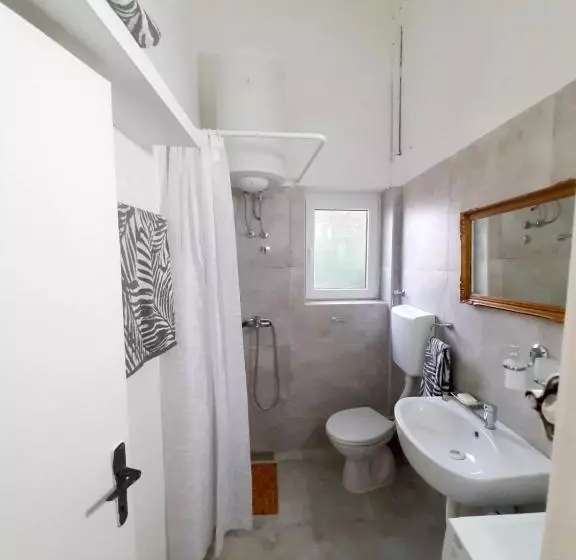 Apartment White