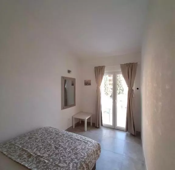 Apartment White