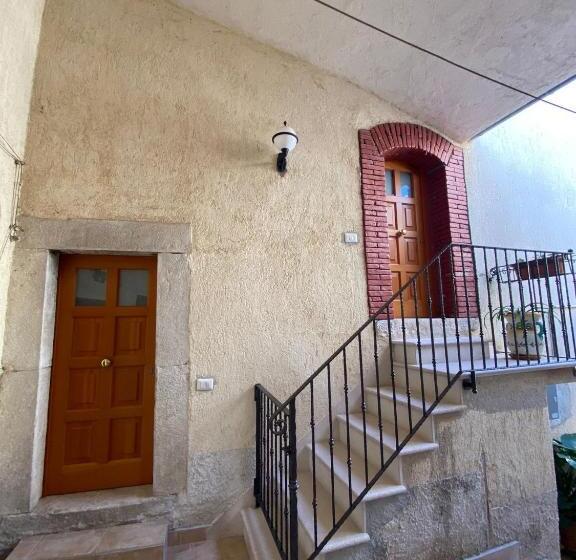 צימר Antico Borgo