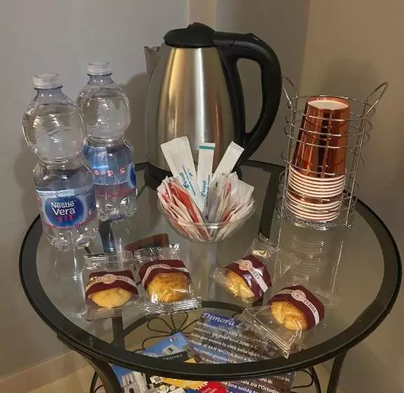 تختخواب و صبحانه Dimora L Etual