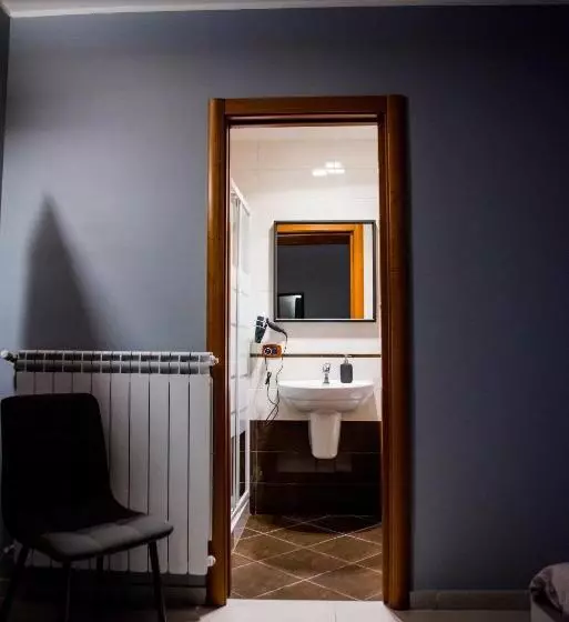 تختخواب و صبحانه Dimora L Etual