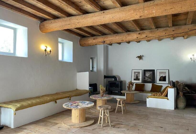 تختخواب و صبحانه Maison Tara Verte Au Mas Montredon