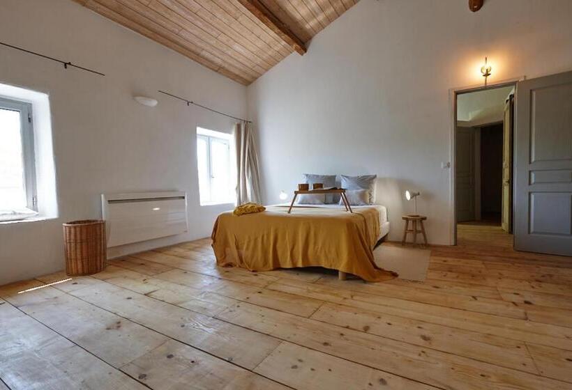 تختخواب و صبحانه Maison Tara Verte Au Mas Montredon