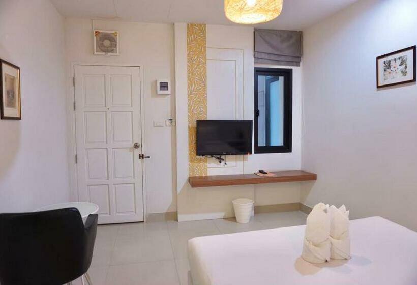 בית מלון כפרי บันดารี่ ริชชี่