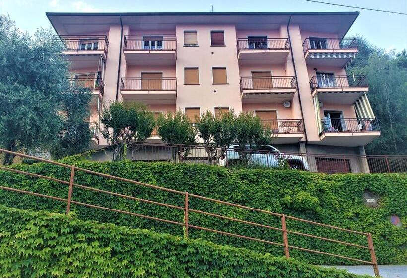 Lovely Lake Como View Condo In Perledo