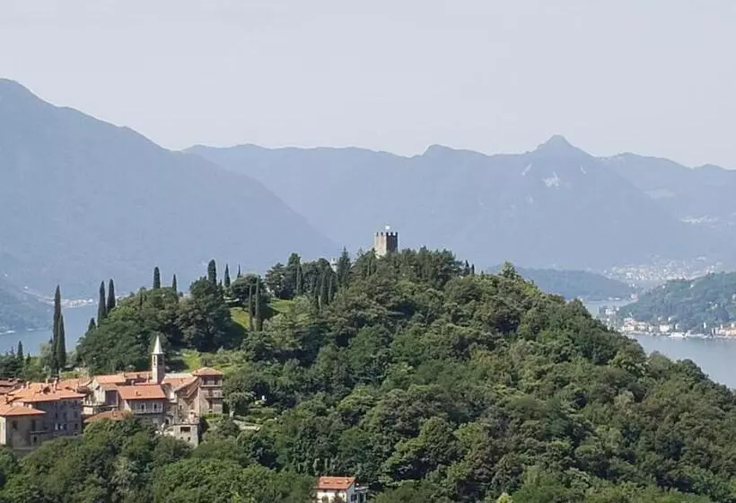 Lovely Lake Como View Condo In Perledo