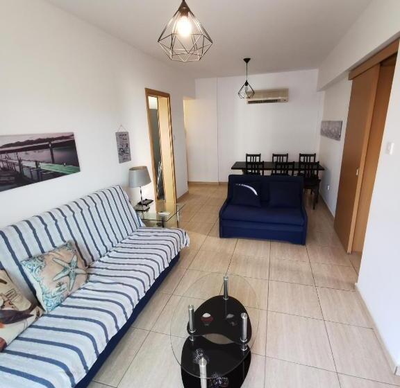 Must Stay   Downtown By St. Lazarus