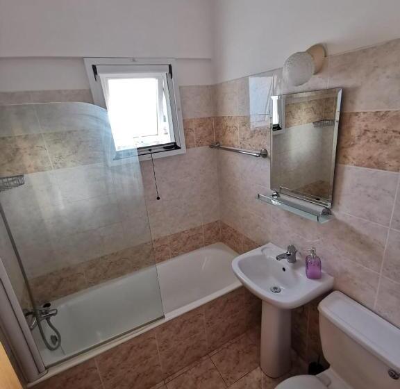 Must Stay   Downtown By St. Lazarus