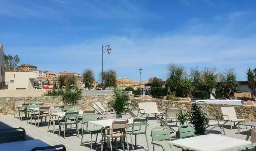 Hotelli Hôtel L Isula Marina