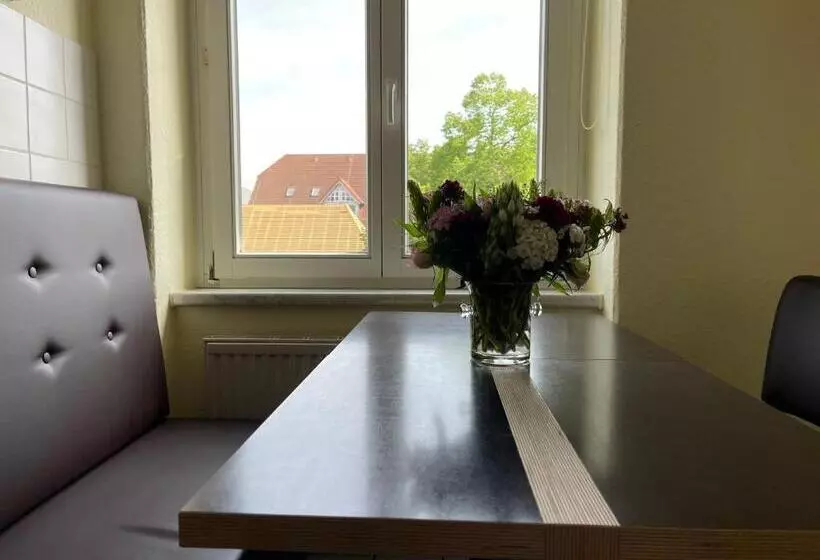 Moderne Ferienwohnung In Der Dresdner Neustadt