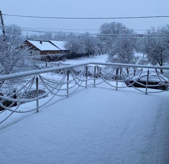 ペンション Vila  Melissa Cazare