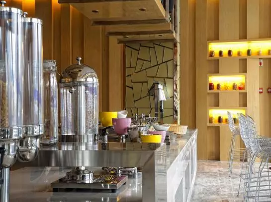 Art Senses Hotel And Place