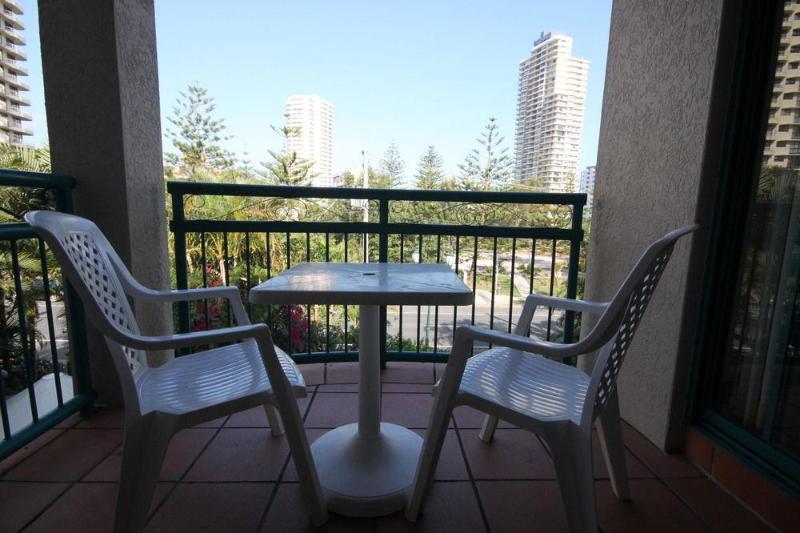 בית מלון כפרי Aruba Beach Resort