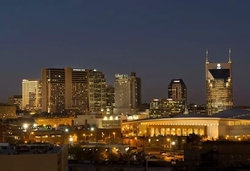 ホテル Fairfield Inn And Suites By Marriott Nashville Downtown/the Gulch