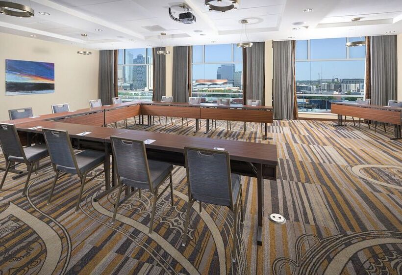 فندق Fairfield Inn And Suites By Marriott Nashville Downtown/the Gulch