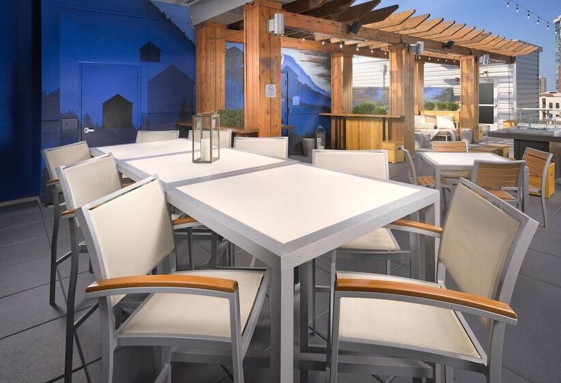 فندق Fairfield Inn And Suites By Marriott Nashville Downtown/the Gulch