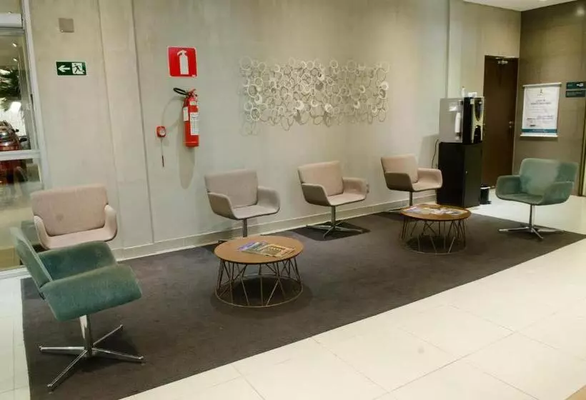 בית מלון כפרי Impar Suites Expominas