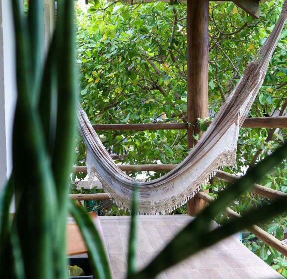 پانسیون Flats Maui