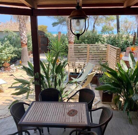 פנסיון La Dimora In Riva Al Mare