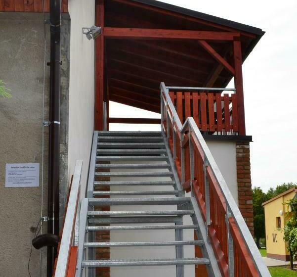 ペンション Penzion Sedlecká Vína