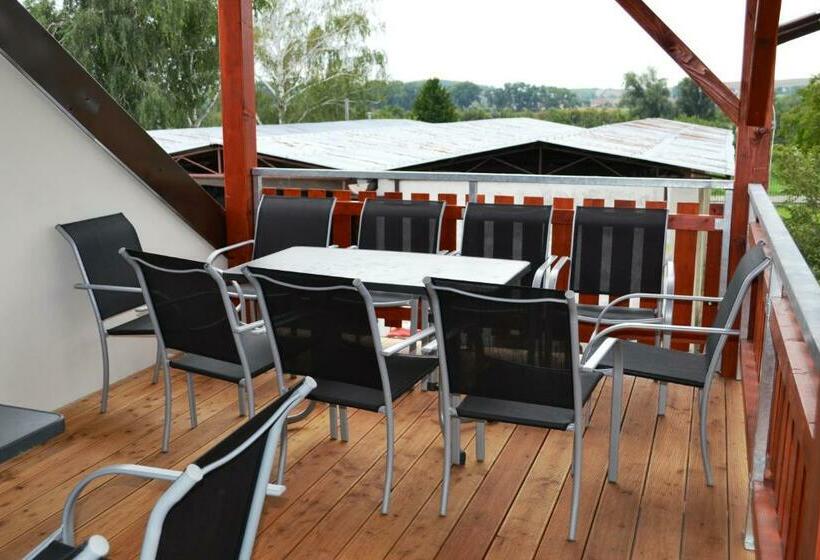 ペンション Penzion Sedlecká Vína