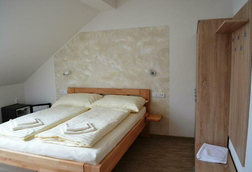 ペンション Penzion Sedlecká Vína