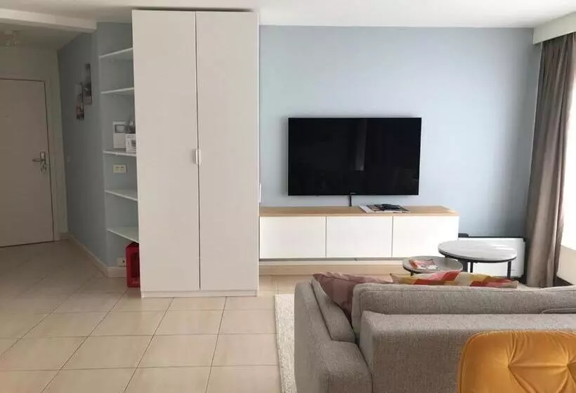 Urbanstay Suites   Beachfront Apartment In Knokke