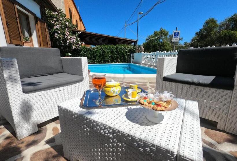 Bed and Breakfast Villa Sari Affitta Camere