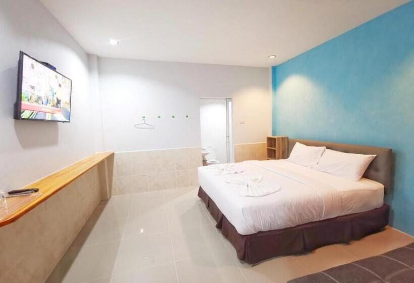 בית מלון כפרי ลิตเติ้ล ฮิลล์ สัตหีบ รีสอร์ท