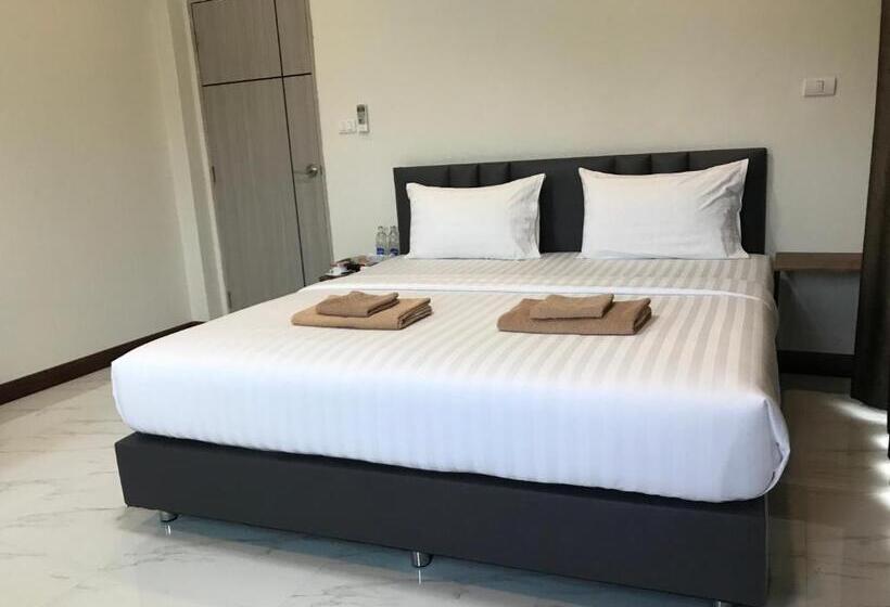 酒店 Park Villa Chaiyaphume