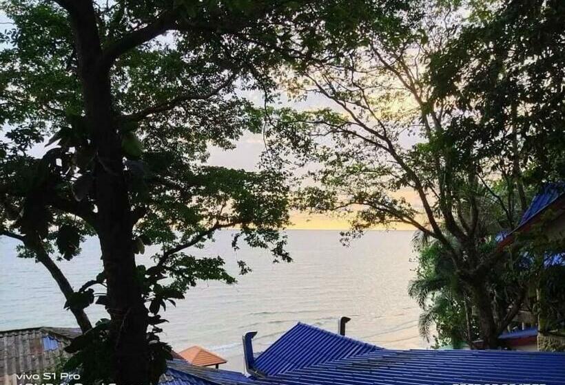 هتل Rock Sand Resort