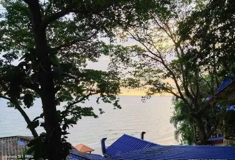 هتل Rock Sand Resort