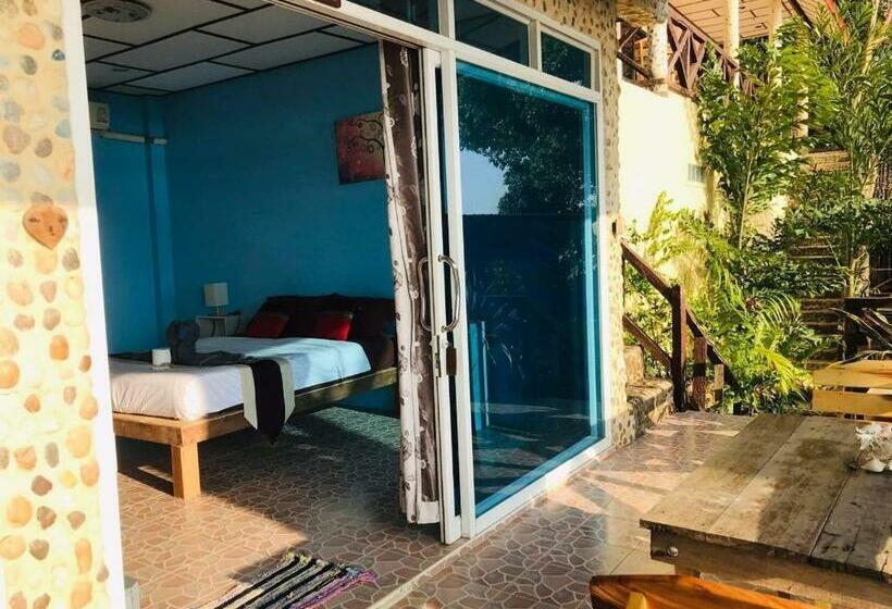 هتل Rock Sand Resort