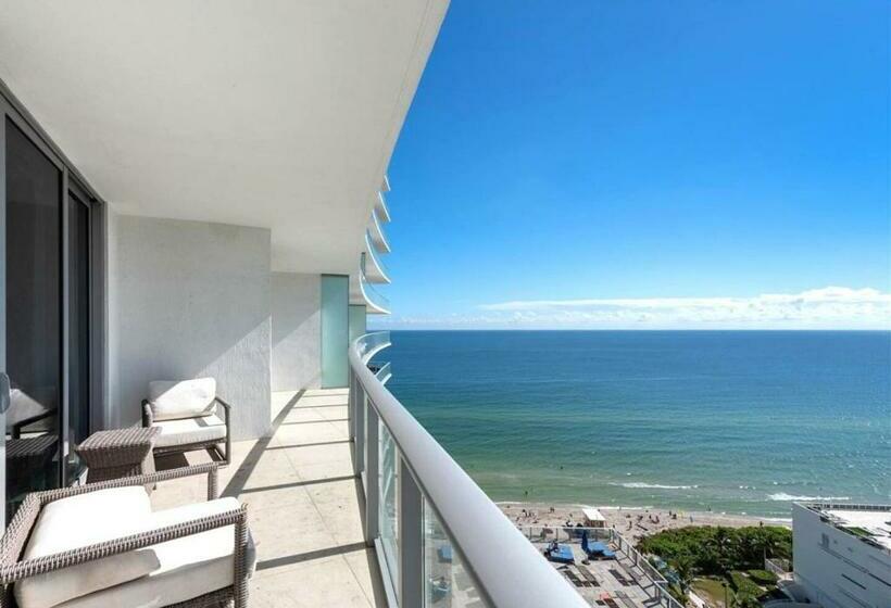 Hyde Resorts On Miami Hollywood By Mra