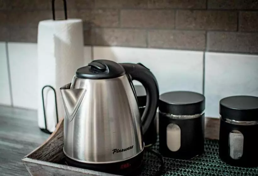 Meerkat Manor Self Catering & Accommodation Windhoek