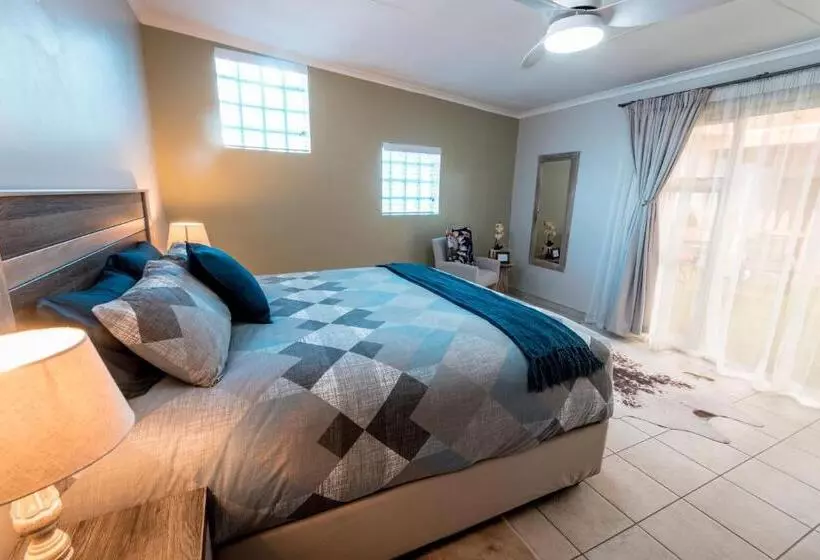 Meerkat Manor Self Catering & Accommodation Windhoek