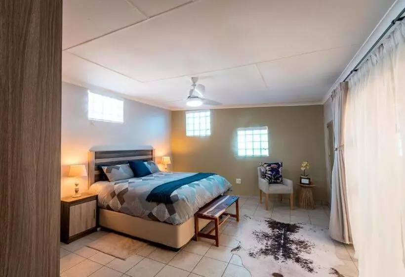 Meerkat Manor Self Catering & Accommodation Windhoek