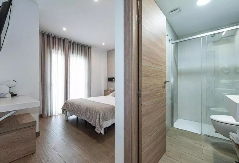 پانسیون Hostal Boutique Aurora