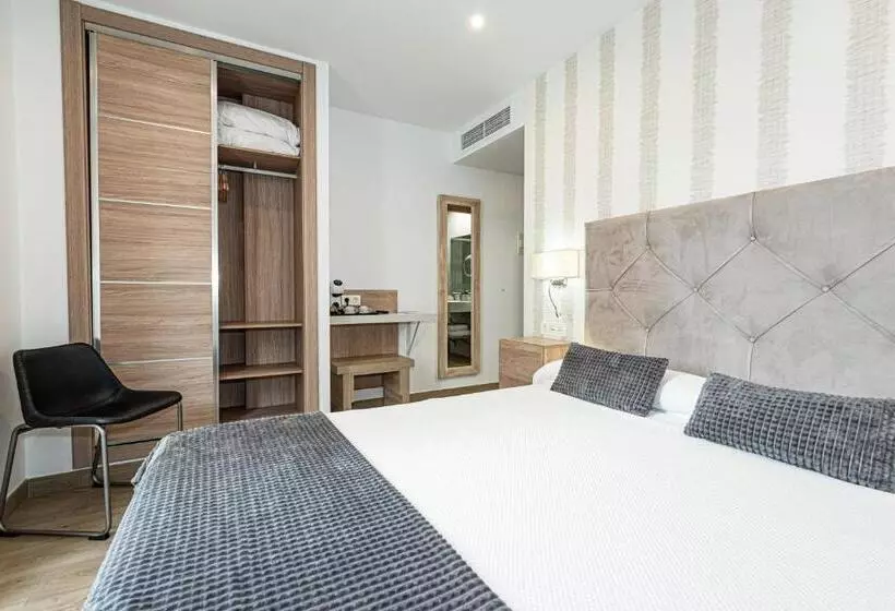 پانسیون Hostal Boutique Aurora