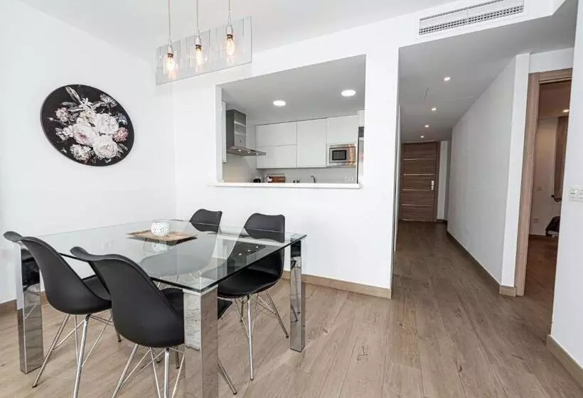 پانسیون Hostal Boutique Aurora