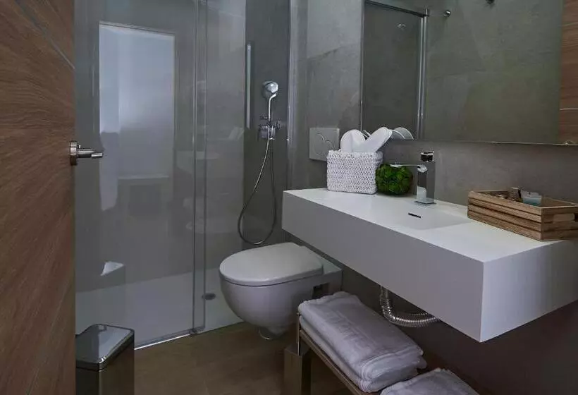 پانسیون Hostal Boutique Aurora