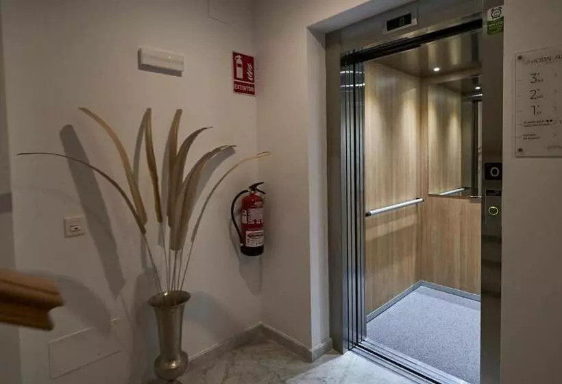 پانسیون Hostal Boutique Aurora