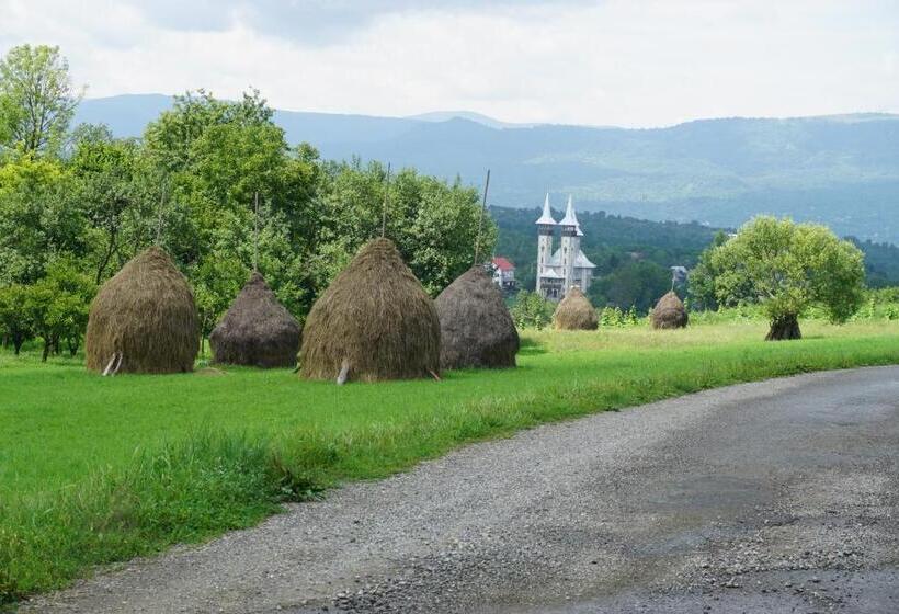 Пансион Small Apartment In Breb S Cosy Barn