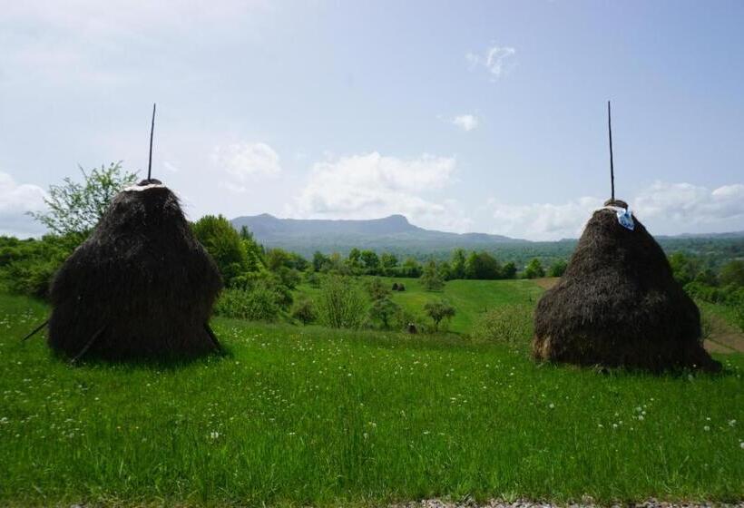 Пансион Small Apartment In Breb S Cosy Barn