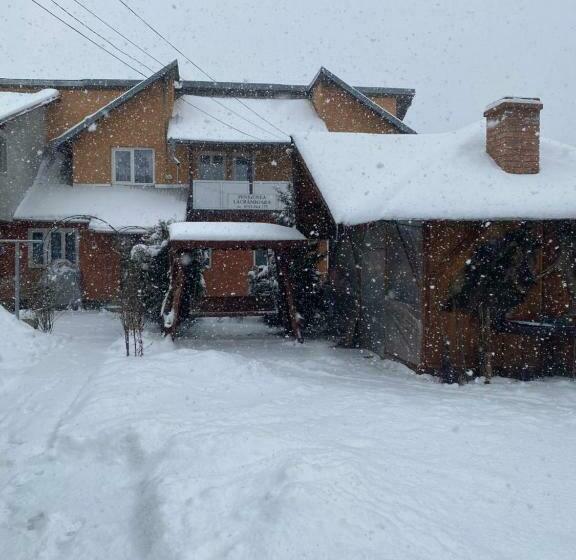 Pensiunea Lăcrămioara