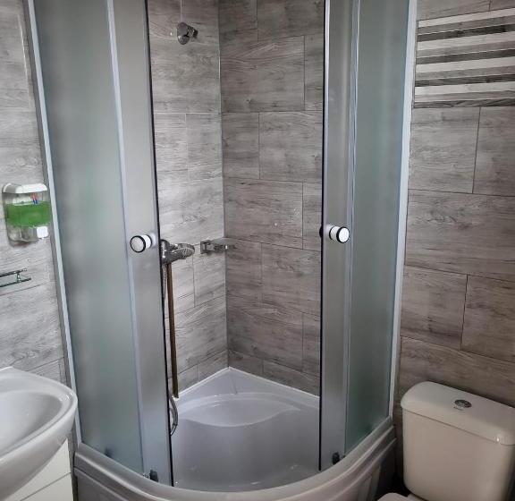 Pensiunea Lăcrămioara