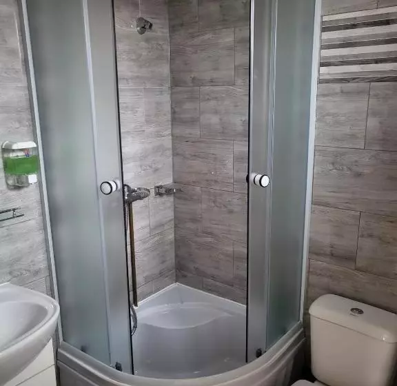Pensiunea Lăcrămioara