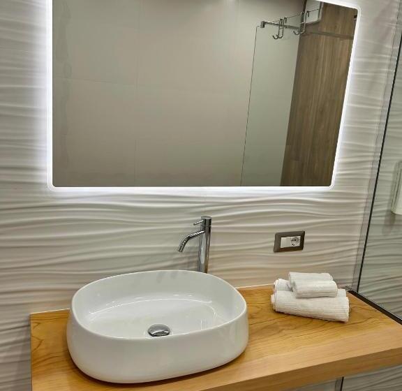 Pinestreet Apartment