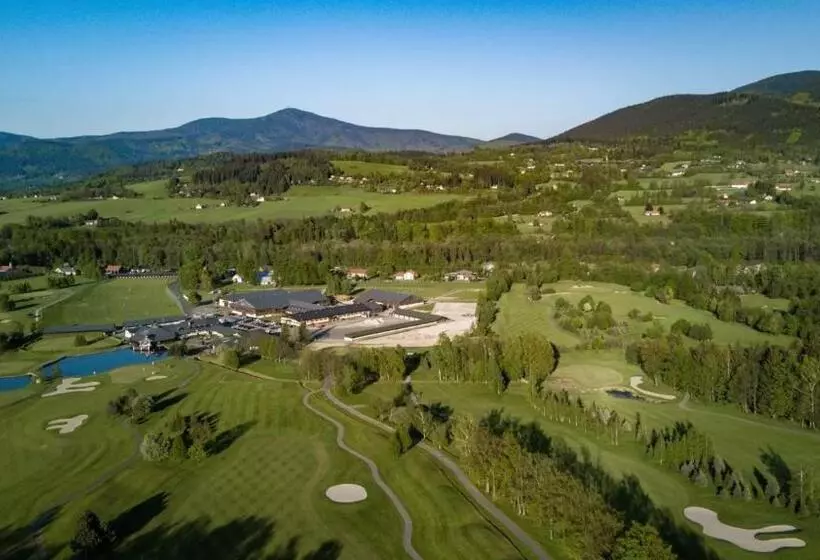 Lomakeskus Tee čeladná & Wellness